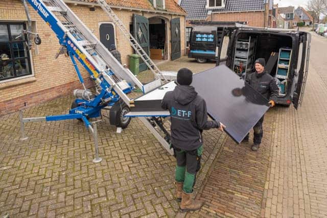 Voorbereiding installatie zonnepanelen